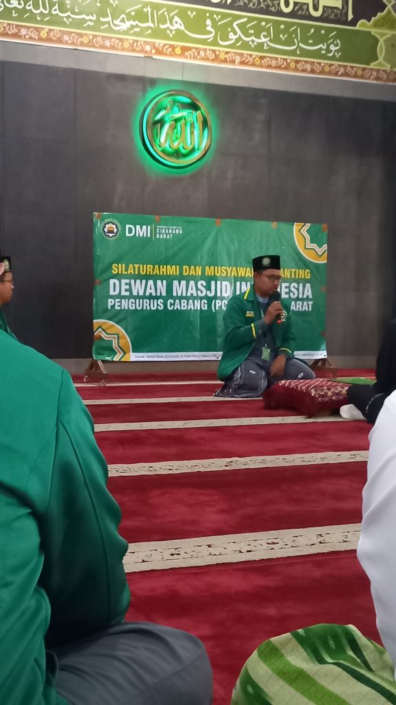 Ikrar Mualaf Pertama DMI Cikarang Barat, Terbitkan Sertifikat Resmi di Masjid Besar Al Hidayah