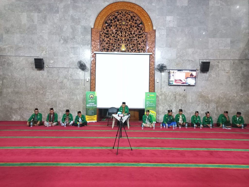 Mengetuk Pintu Surga dari Telaga Harapan: Safari Dzikir dan Sholawat Perdana DMI PC Cikarang Barat Padukan Spiritualitas dan Pemberdayaan Umat