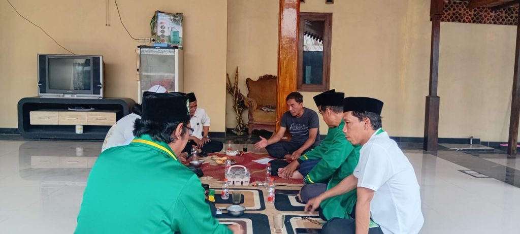Menyambung Silaturahmi Umat: Audiensi DMI Cikarang Barat & Telajung Bersama Kades Samen, S.Sos.
